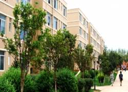 云南師范大學文理學院--宿舍區(qū)一角