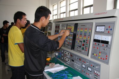 云南能源職業(yè)技術(shù)學(xué)院&mdash;&mdash;校園景光