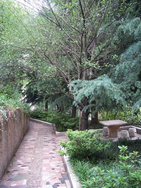 昆明工業(yè)職業(yè)技術學院&mdash;&mdash;美麗校園