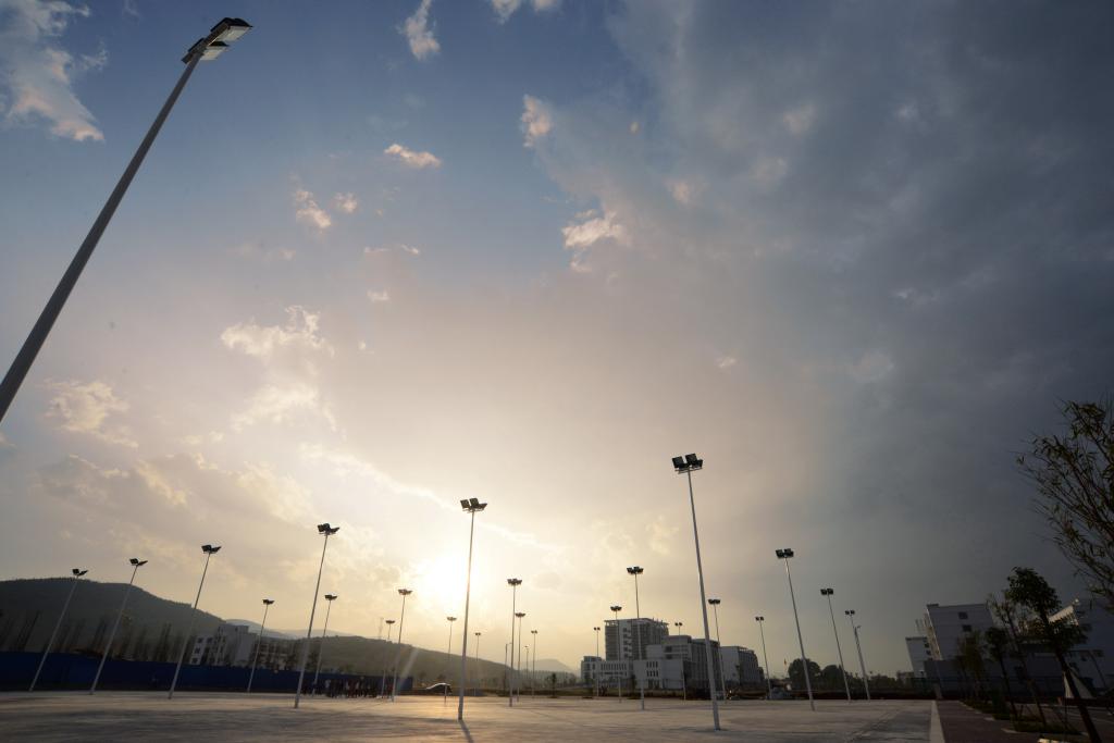 紅河衛(wèi)生職業(yè)學(xué)院&mdash;&mdash;籃球場